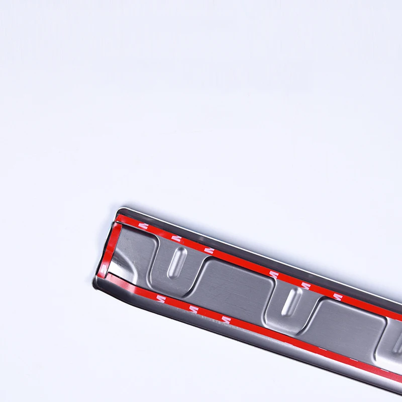 Защитная накладка на заднюю багажник автомобиля защитная педаль из нержавеющей