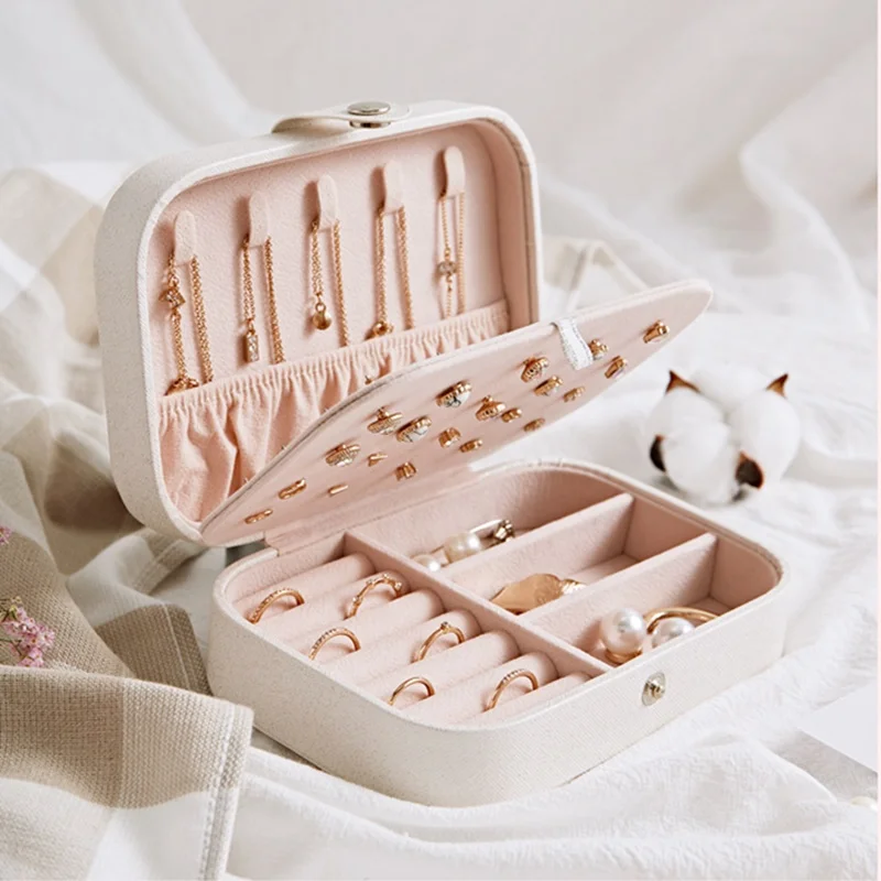 

Beauty Necklaces Display Sundries Container Boxes Ring Portable Packaging Travel Locked Jewelers Leather Storage Girl Earrings