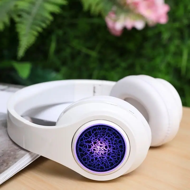 

Wireless Bluetooth Headphones Foldable Stereo Gaming Headset Audio Mp3 Adjustable Earphones With Mic Support TF Card LED Bass
