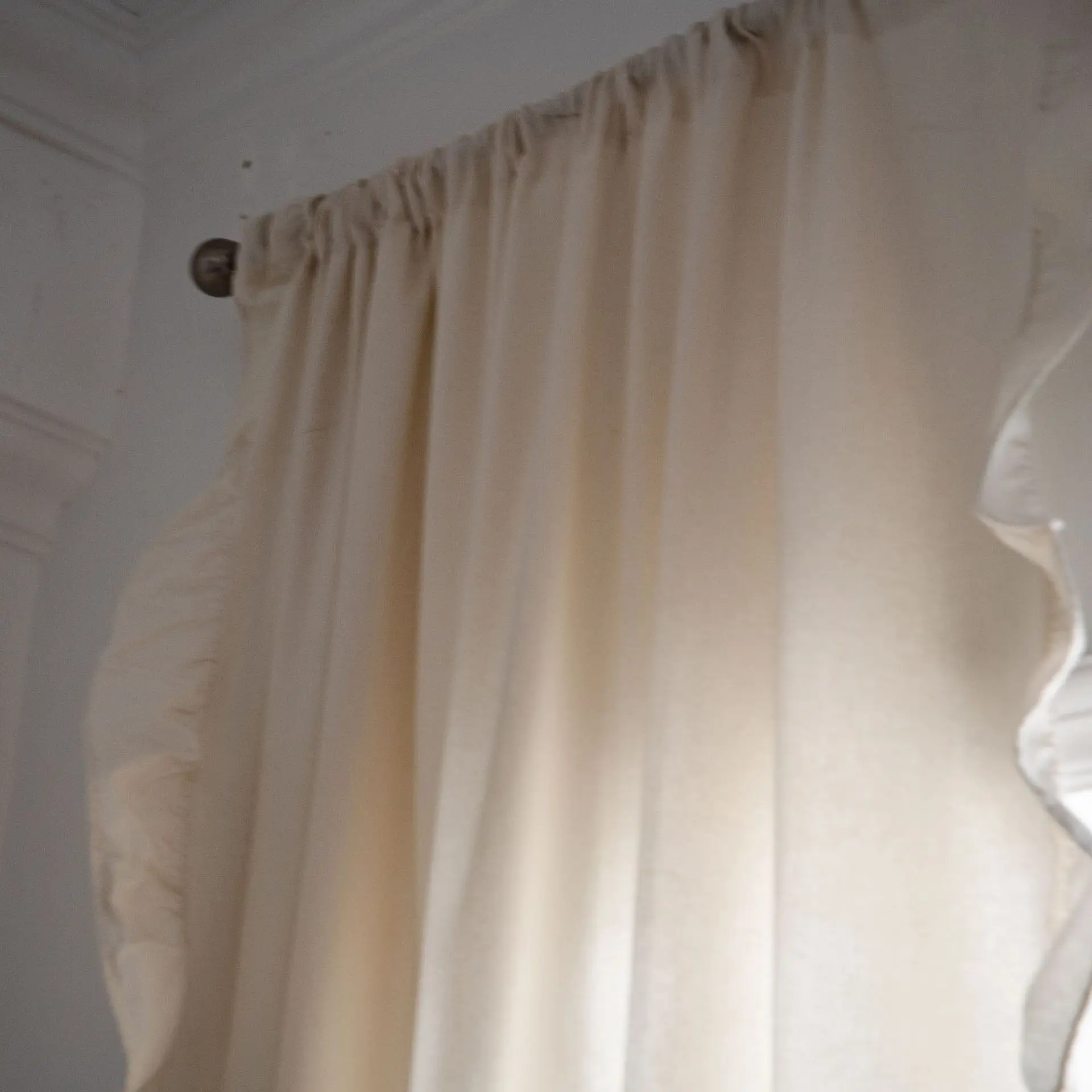 

New Nordic simple bamboo knotted hemp lotus leaf light luxury semi-blackout curtains wild pure color wood ear curtains