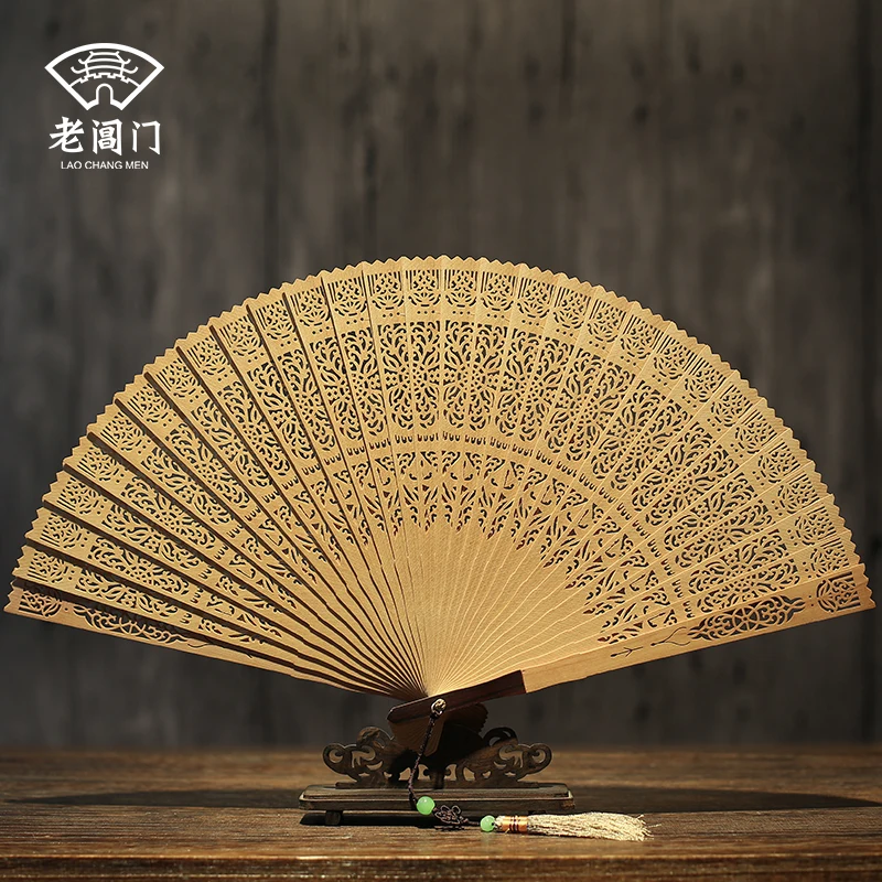 

Китайские реставрация старинным способом Классическая выдалбливать подарок Коллекционирование-Автограф ремесленных веер из сандалового ...