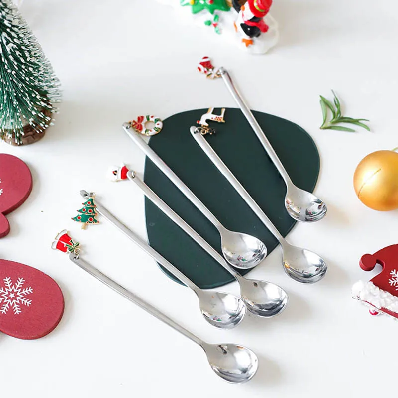 

Fashion New Year 2021 Metal Merry Christmas Spoons Xmas Party Tableware Ornaments Christmas Decorations for Home Table Gift