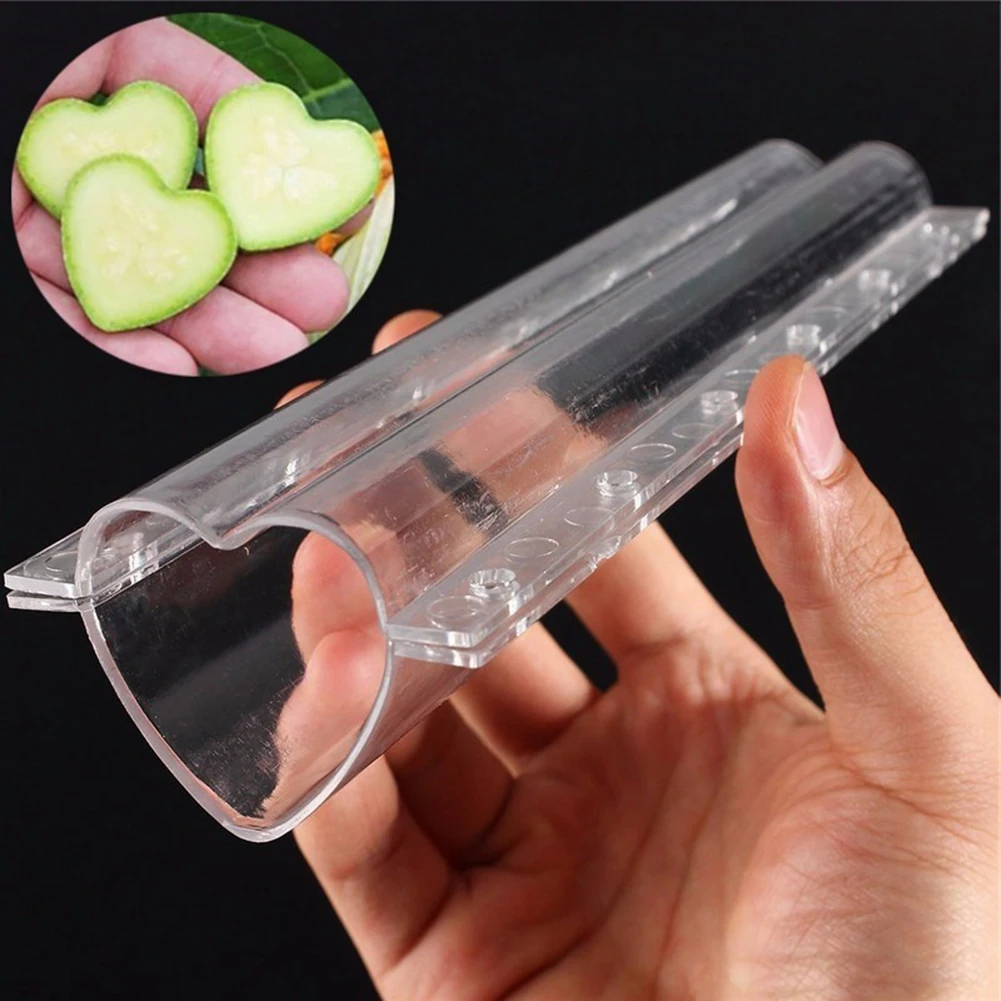 Прозрачная формовочная форма в форме сердца для выращивания овощей и огурцов