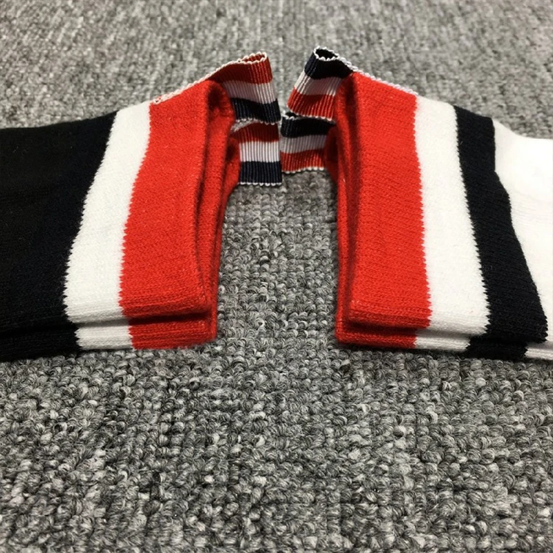TB THOM Men's Socks Luxury Brand RWB Stripes Middle Tube Socks Women's Casual Street Fashion Wholesale TB Stockings Ins 4 Pairs