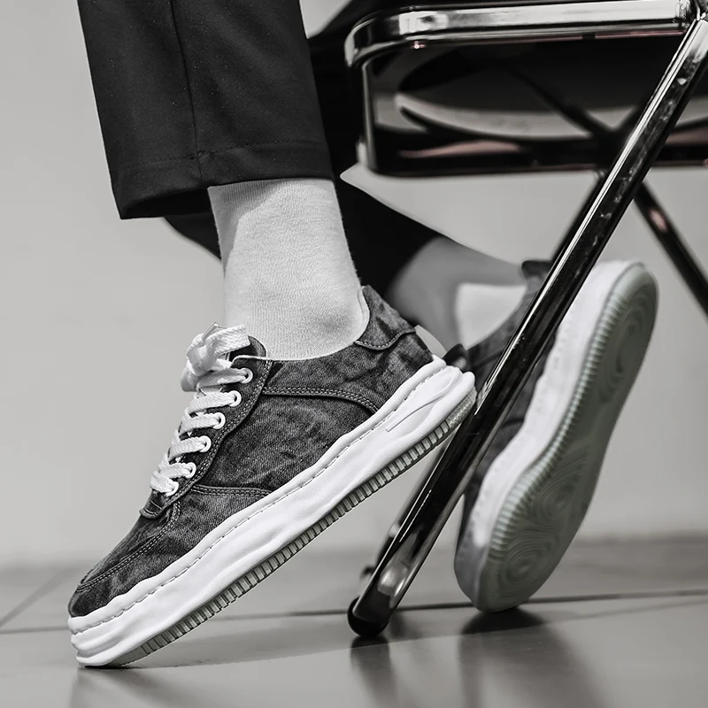 

CYYTL Canvas Low Top Sneakers for Men Fashion Classic Running Students Thick Sole Shoes Japanese Youth Boys Skateboard Tennis