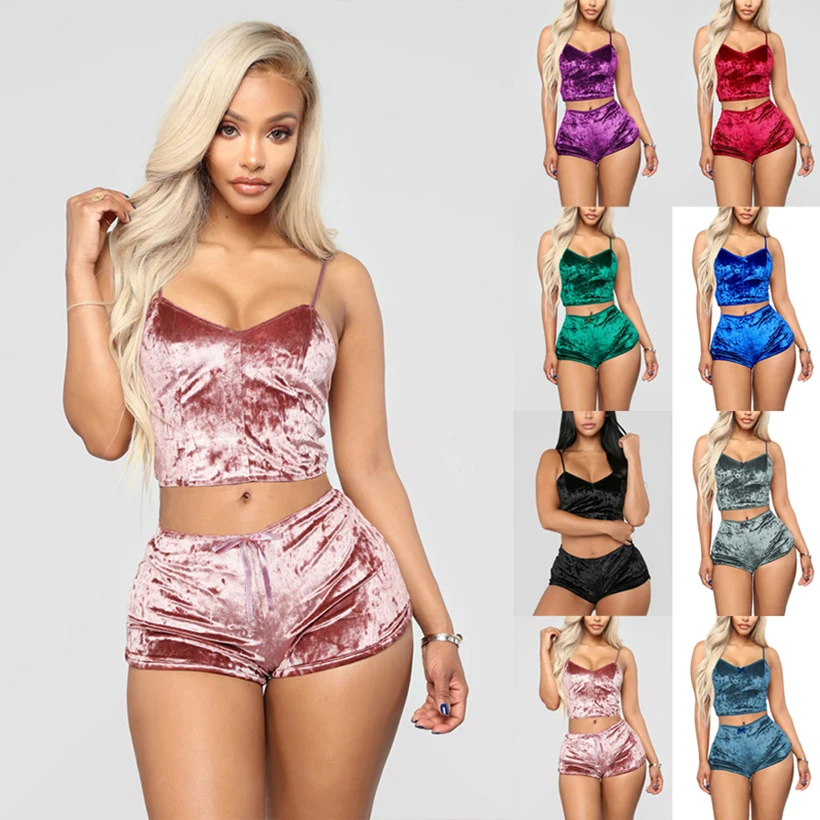 Комплект нижнего белья женский замшевый пижама с V-образным вырезом и шорты |