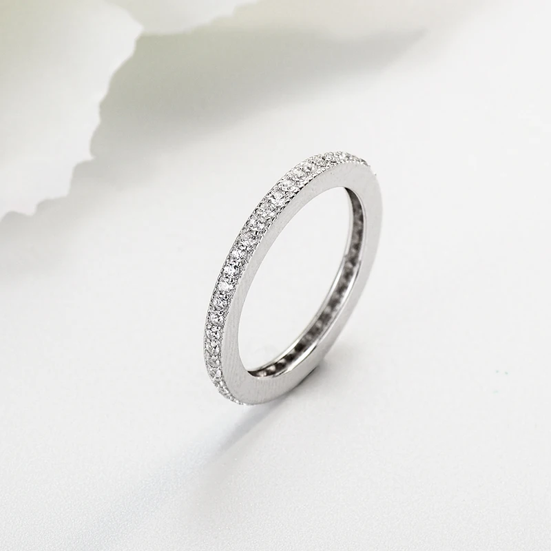 

Light Luxury Small Round White Zircon Pave Setting Silver Rings for Men Trendy Fine Jewelry Wedding Bands Party R152