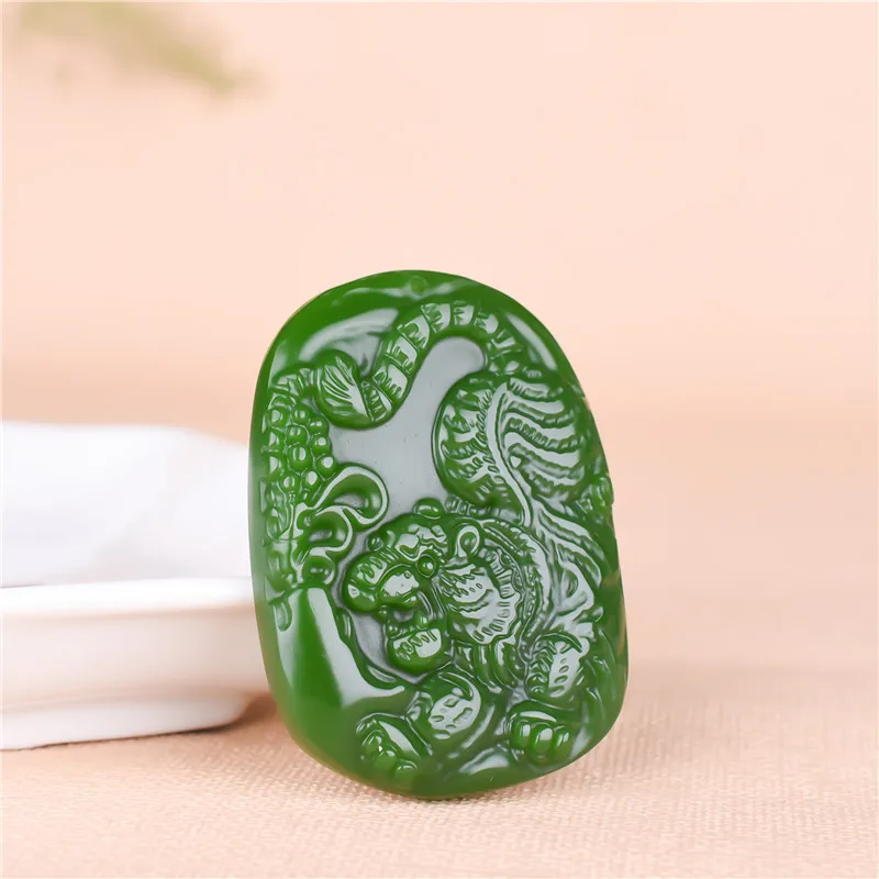 Китайская Натуральная Зеленая Нефритовая фотография ручная работа