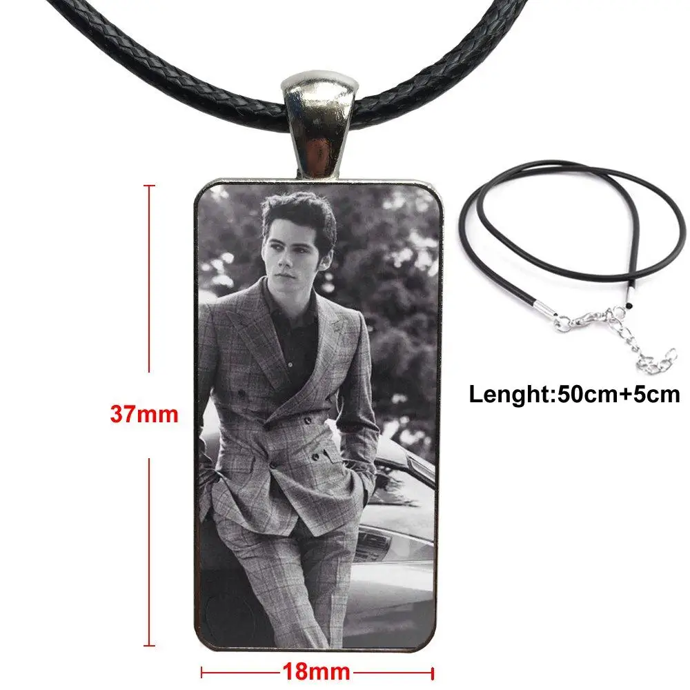 Винтаж ювелирные изделия Сталь Цвет Стекло колье с кабошоном кулон длинные