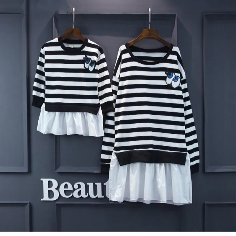2021 платья для мамы и дочки одежда семейные одинаковые рубашки с большими глазами