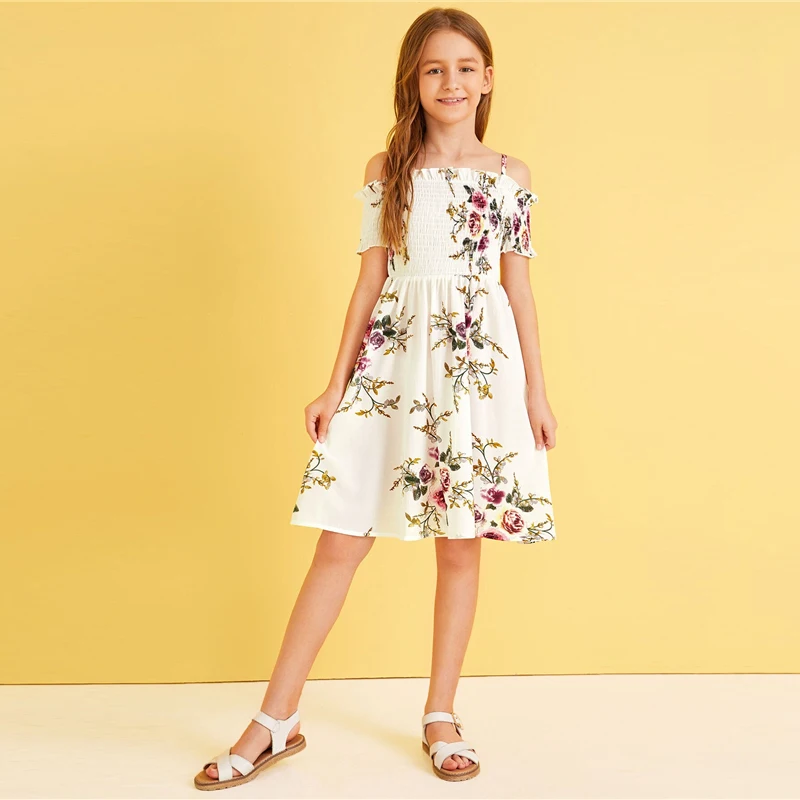 SHEIN/Детское платье в стиле бохо с открытыми плечами и цветочным принтом для девочек; коллекция года; летнее праздничное платье с короткими рукавами и высокой талией