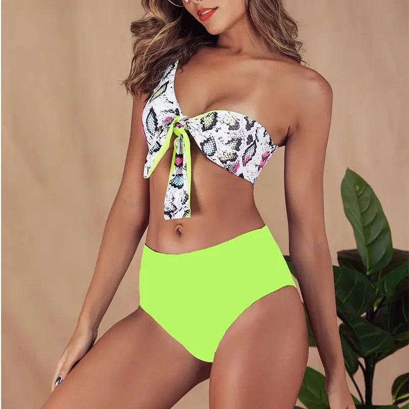 Simplee принт на одно плечо купальник женщин высокой талия бикини Женские купальный