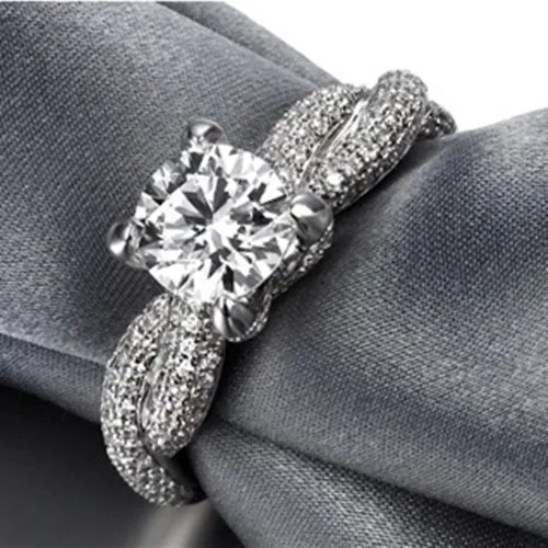 

Test Positive 2Ct D-E Lab-Grown Moissanite Diamond Ring Courteous Ring Gift 925 Sterling Silver Engagement Ring Female Ring