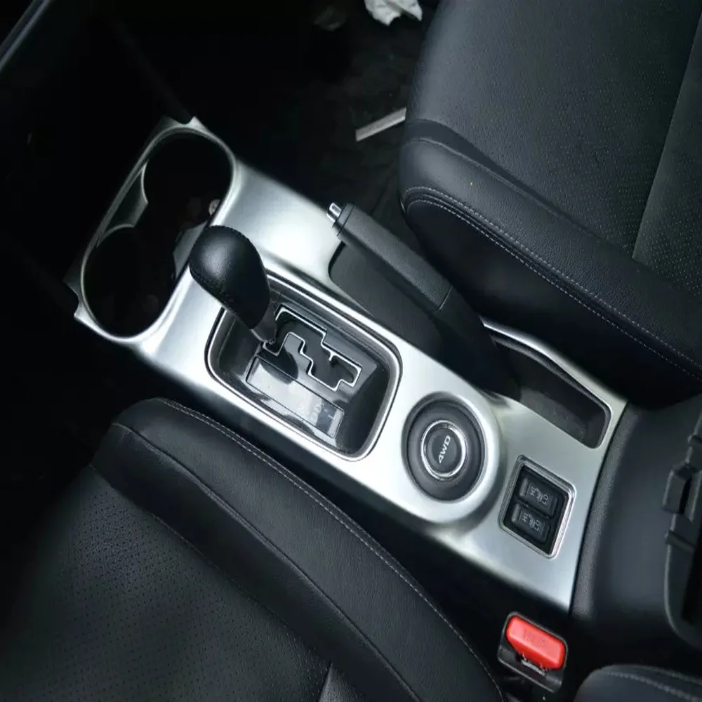 

Матовая панель переключения передач для Mitsubishi Outlander 2016-2019 2020