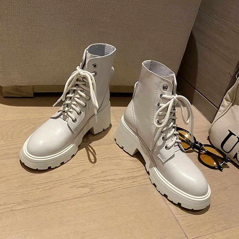 

Мотоциклетные ботинки из натуральной кожи, теплые зимние ботинки на платформе, с круглым носком, перекрестной шнуровкой, на среднем каблуке