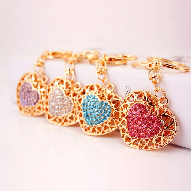 

Creative Hollow Out Rhinestone Heart Key Chains Couple Peach Heart Car Keychain Women Handbag Pendant Keyring