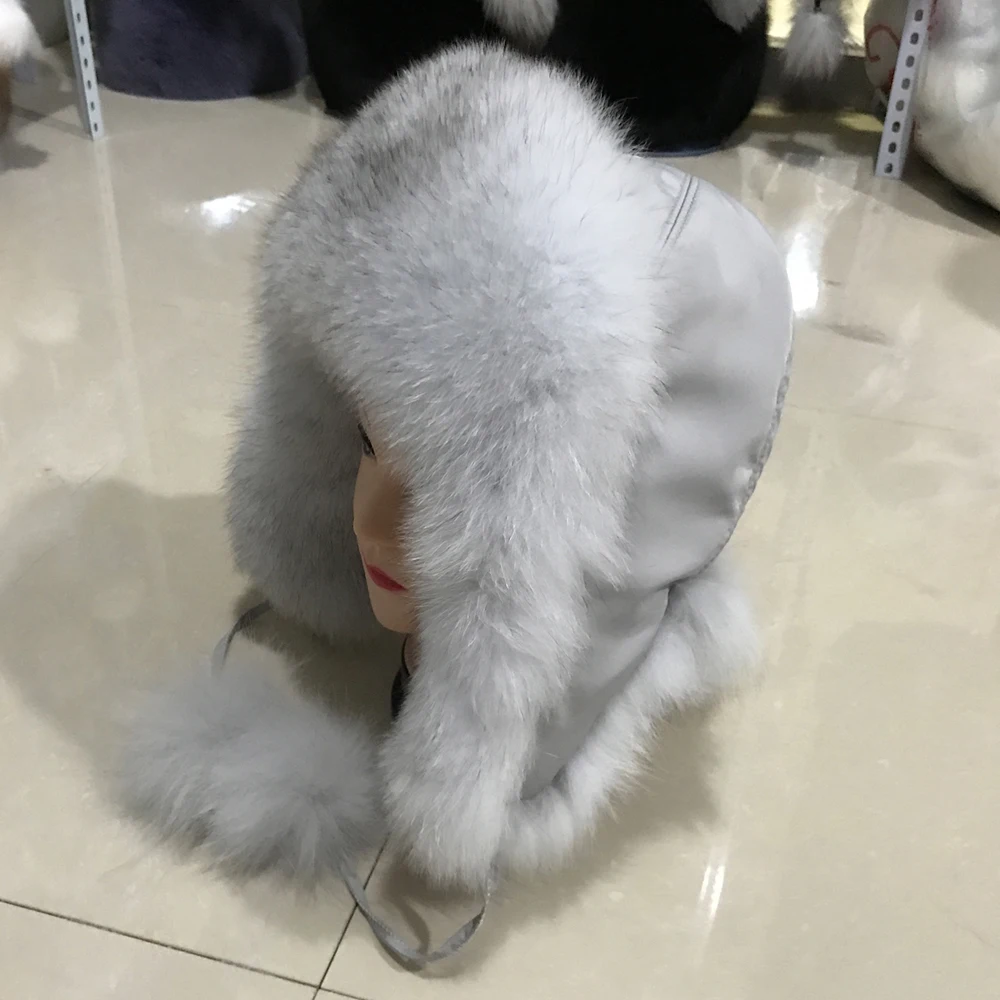 Зимняя теплая шапка бомбер из натурального Лисьего меха женские пушистые шапки