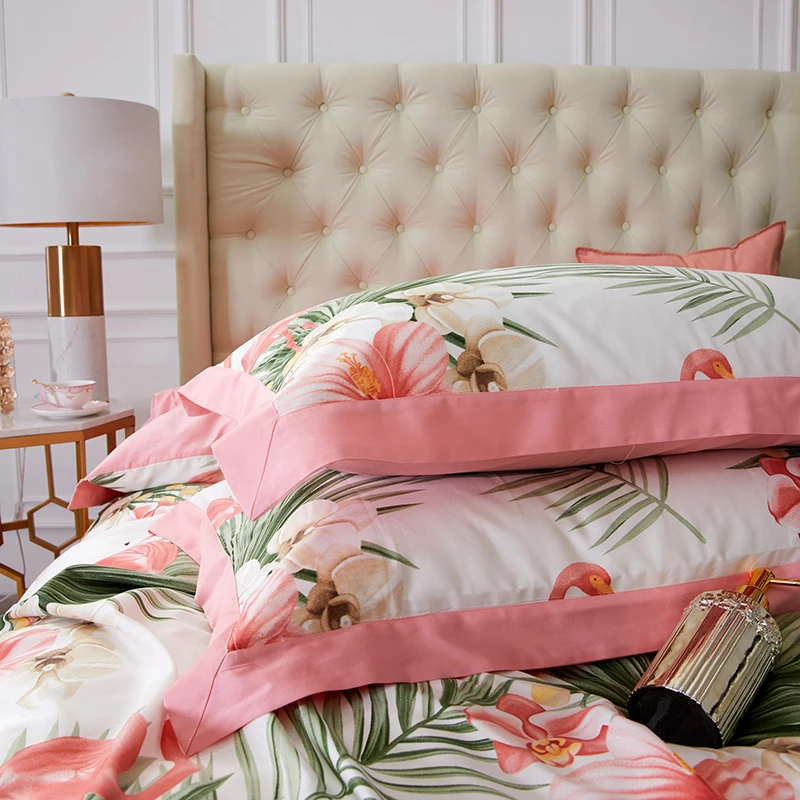 Роскошный комплект постельного белья из 4 предметов белый и розовый Фламинго