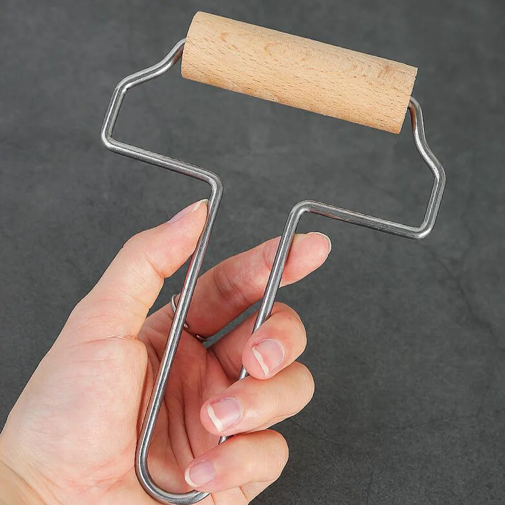 2Pcs Stainless Steel Rolling Pin Dough Cutter Kitchen Supply Kit (Assorted Color) |