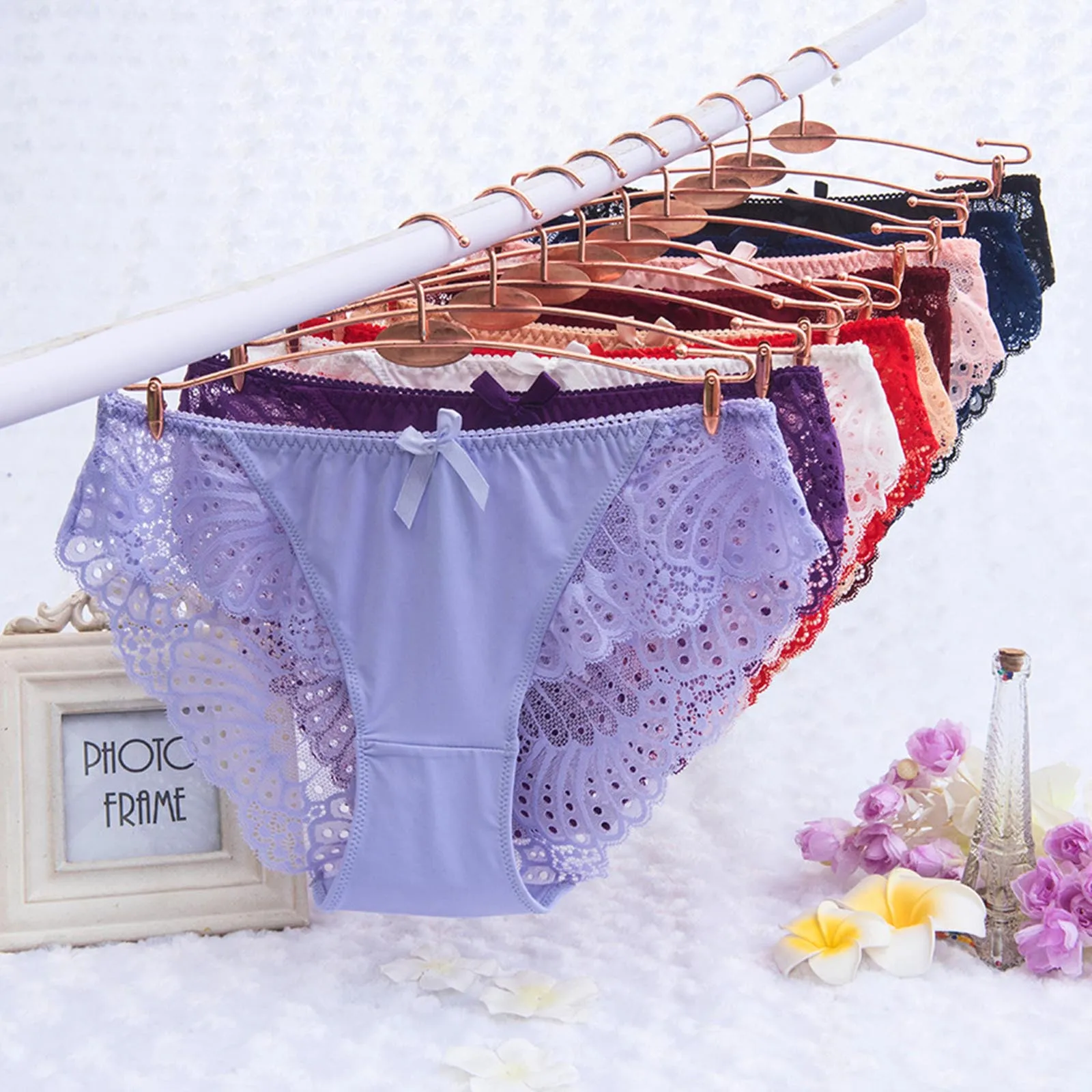 

Women's Seamless Panties 8 Colors Of Female Invisible Underwear Sexy Lace Black Flower Panties Seamless See-through Underwear