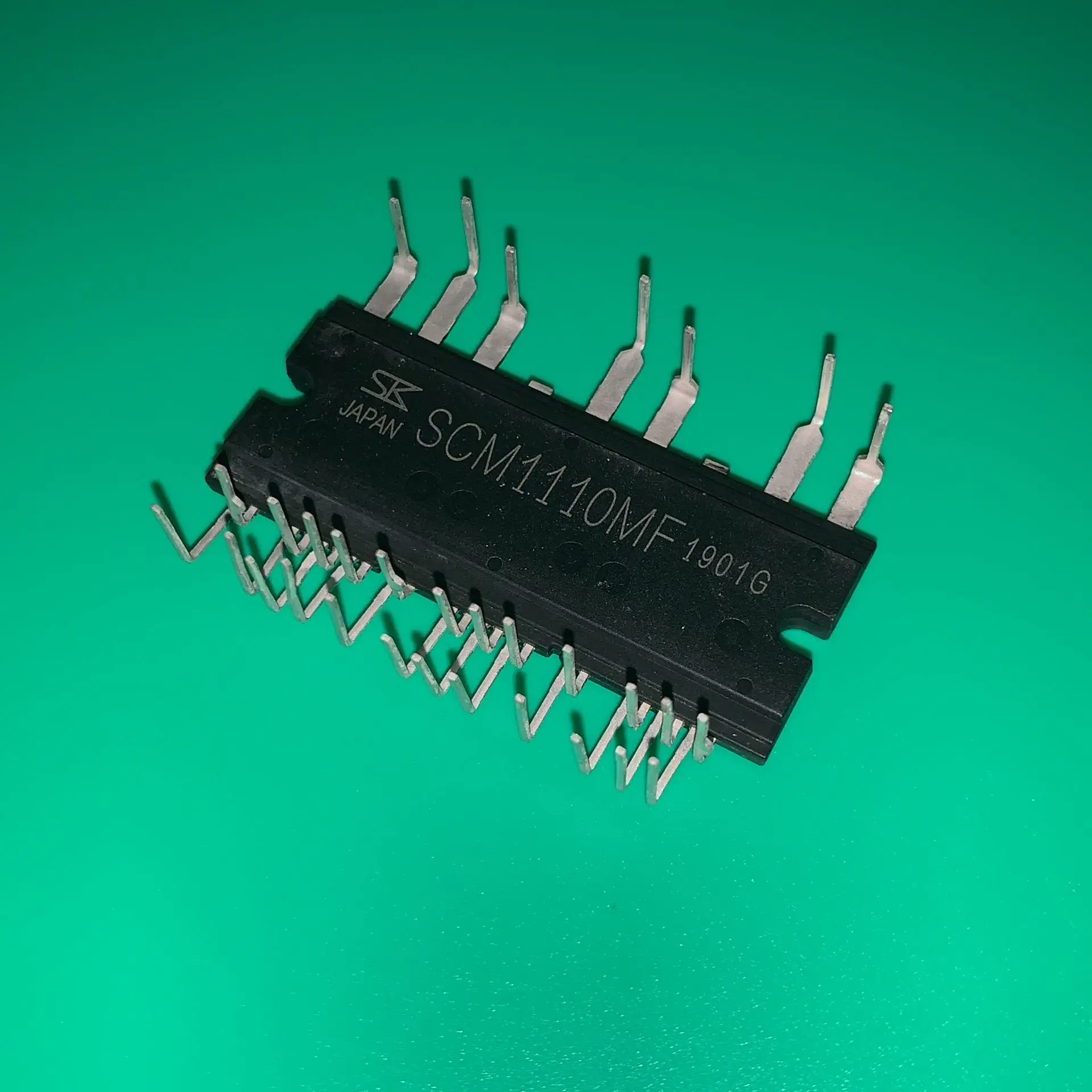 SCM1110MF IGBT модуль SCM 1110 MF контроллер двигателя переменного тока 30A Hybrid SCM1110-MF SCM1110M F SC