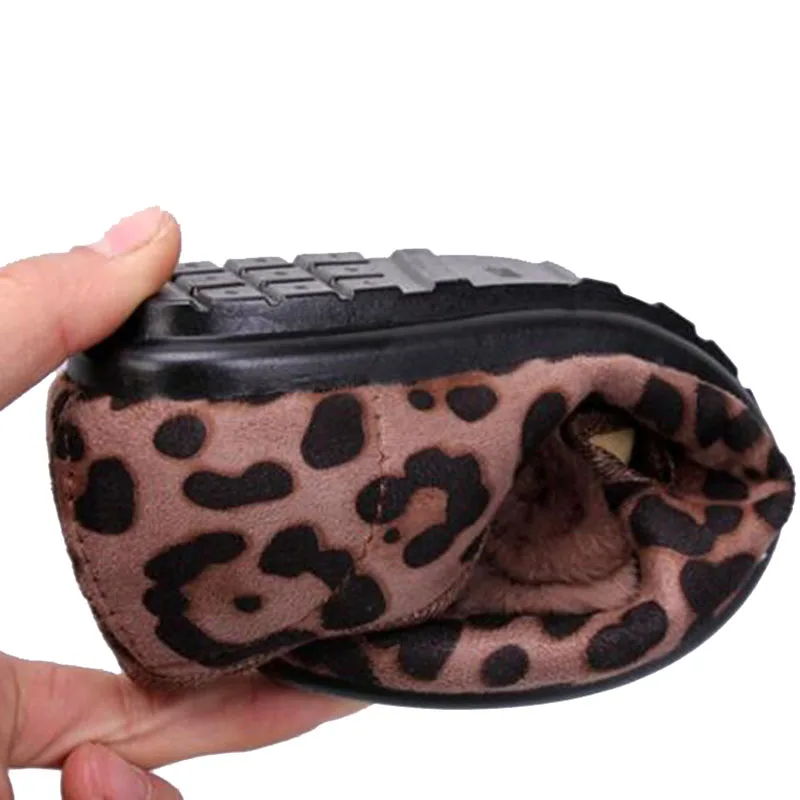 Женские туфли на плоской подошве с острым носком из флока|Обувь без каблука| |