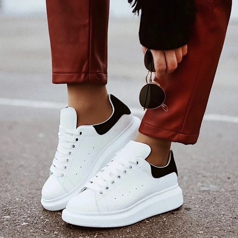 

Luxury Brand Designer Women Sneakers 2021 Spring Lace Up Women Shoes Platform Femmes Sneakers Casual Couple Sports Shoes