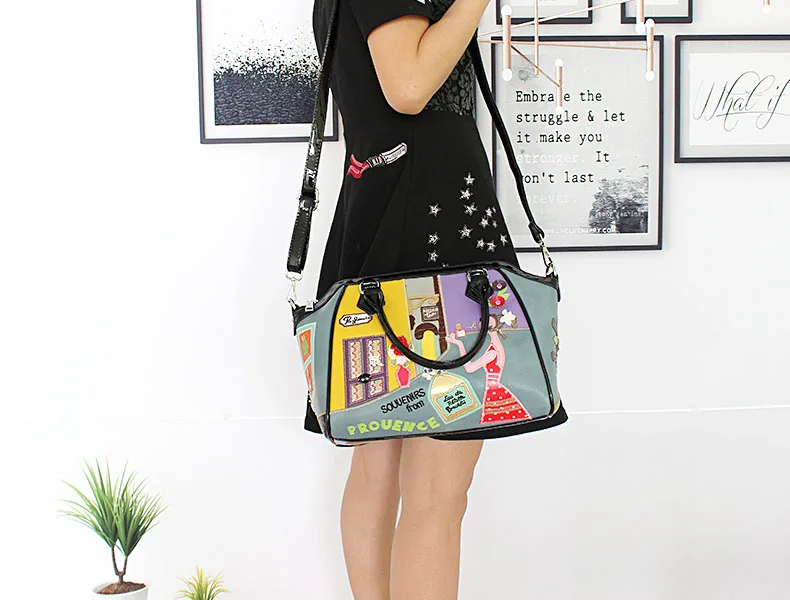 

Italian Women Embroidery Handbags Cartoon Fashion Shell Shoulder Bag Crossbody Luxury Design Bags Female Totes Purses 2021