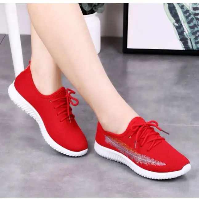 Tenis Feminino Air Mesh Breathable Women Tennis Shoes Slip-on Sport Gym Athletic Jogging Light Shoes Female Sneakers cheap