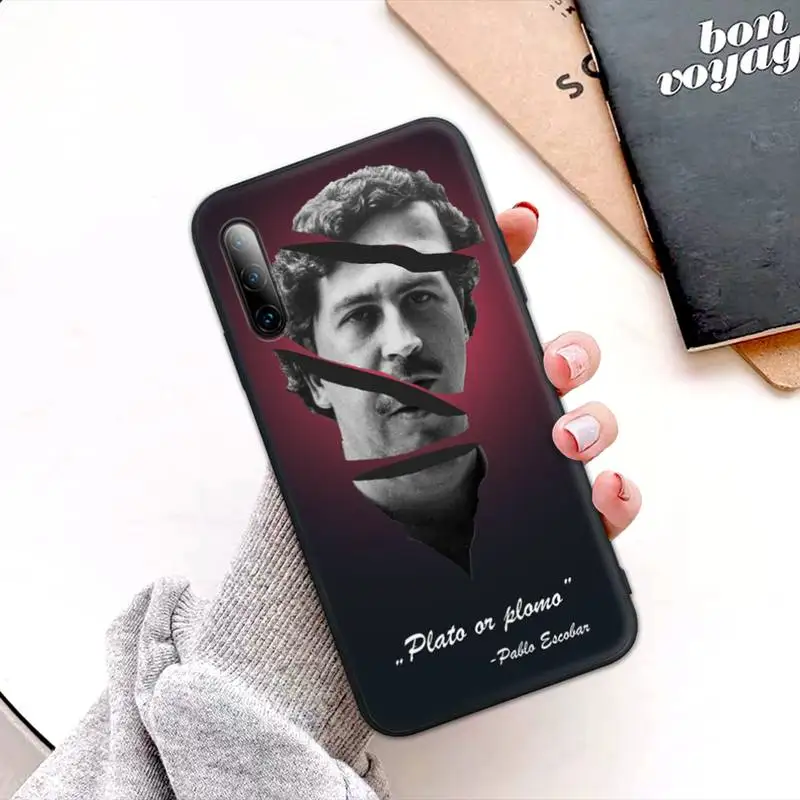 

Pablo Escobar Lovely Black Silicone Mobile Phone Cover Case For Xiaomi Mi 6 A2 8 10 Lite 9 Se 9t Pro A1 Note 10 Lite