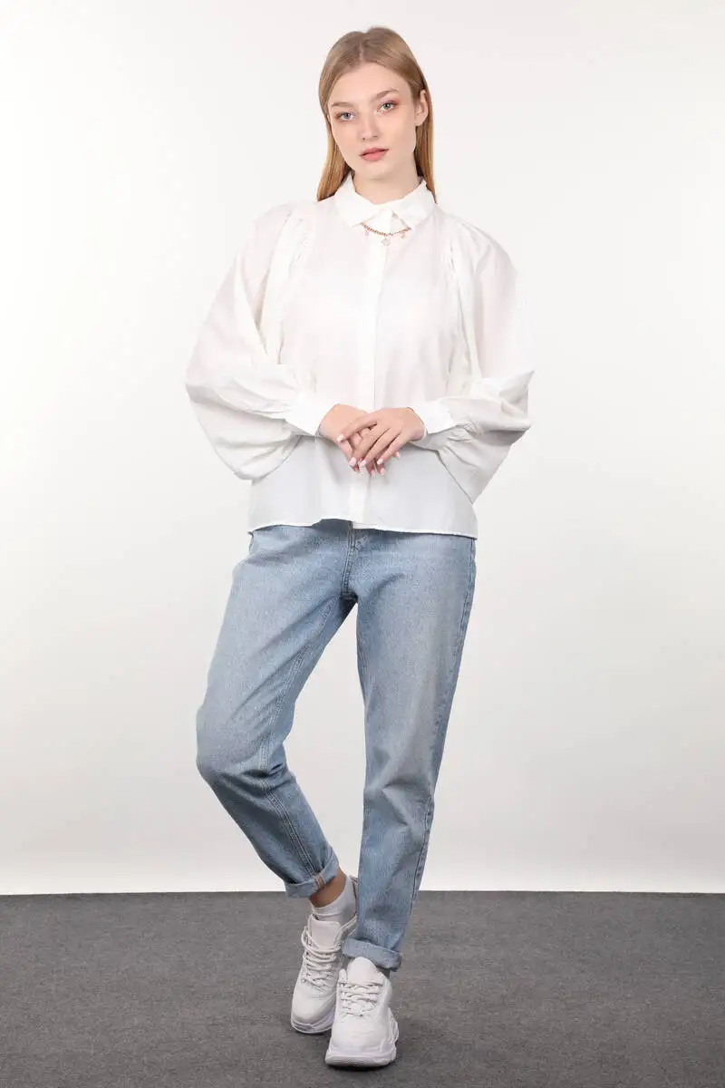 

Ecru Gathered Balloon Sleeve Women Shirt