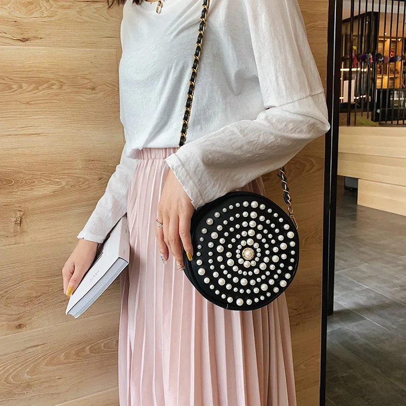 Жемчужная женская сумка новинка 2019 через плечо модная Милая маленькая круглая