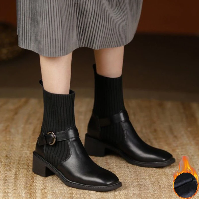 

Зимние плюшевые короткие сапоги, новые женские модные кожаные сапоги с квадратным носком, большие зимние теплые повседневные короткие сапо...