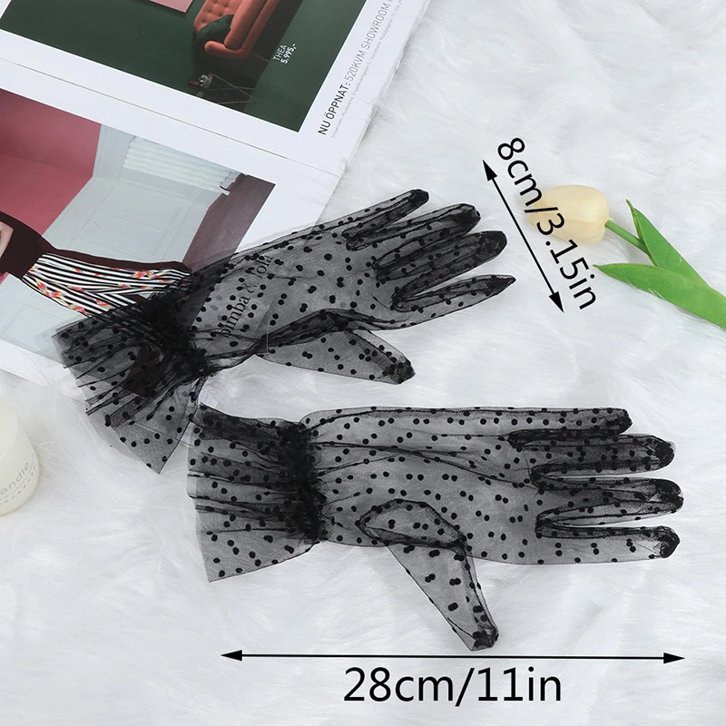 

Women Lace Short Tulle Gloves Autumn Summer Stretchy Lace Spots Lotus Leaf Gloves Flexible Accessories Full Finger