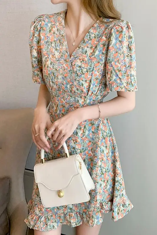 

COIGARSAM French Style Floral Print Women dress New Summer Vintage Chiffon V-Neck Dresses Red Flowers Huanghua 2049