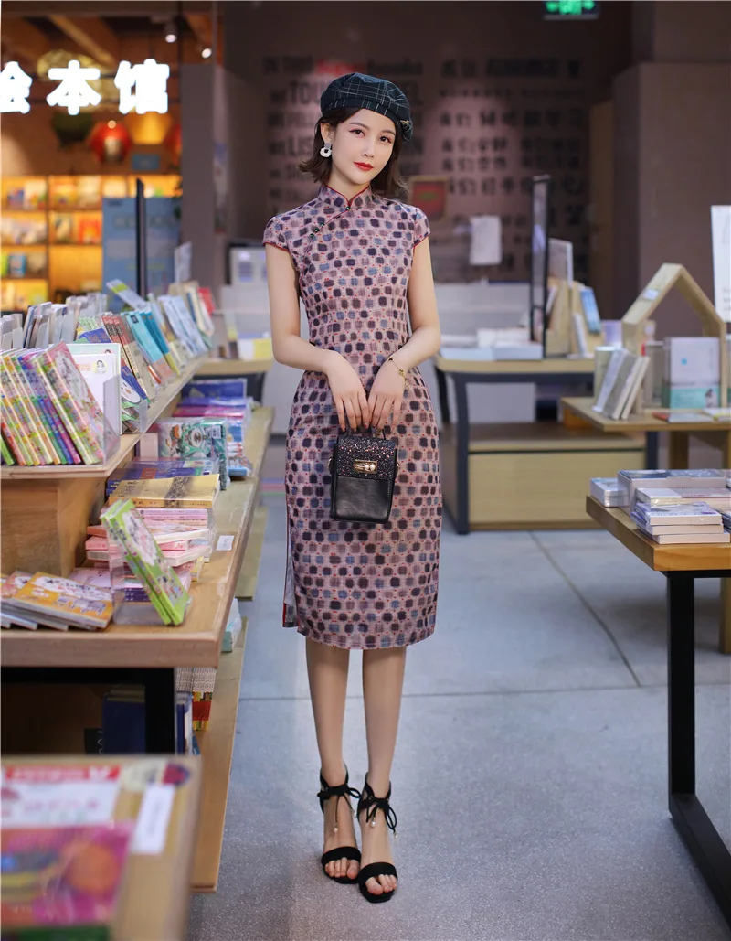 

Plaid Classical Vintage Women Qipao Mandarin Collar Cotton Evening Party Straight Chinese Dresses 2021 Summer Slim Cheongsam