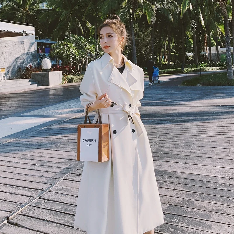 

Coats & Jackets
