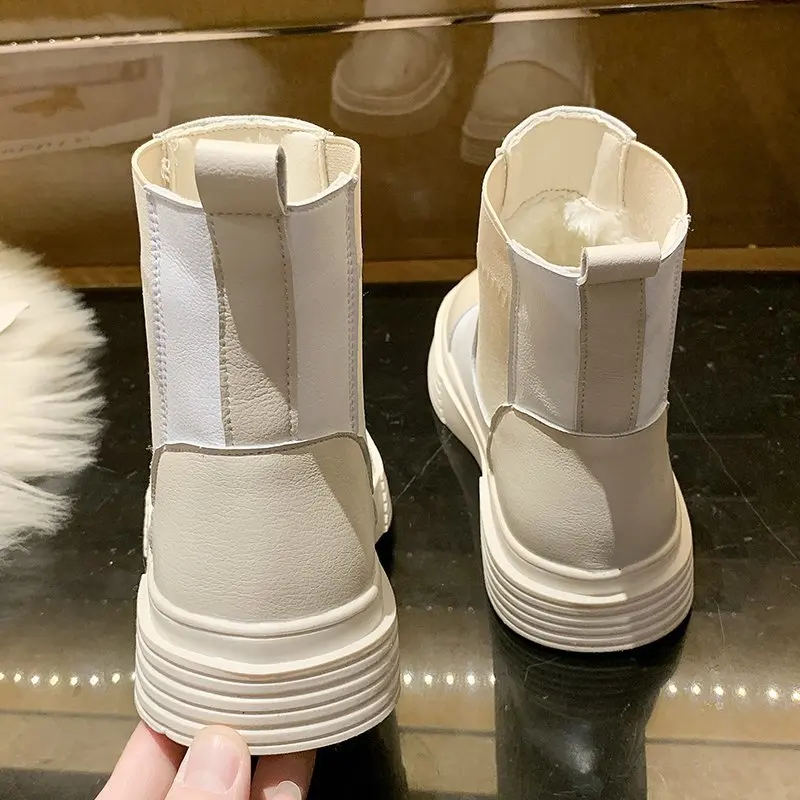 

Breathable Women Ankle Boots British Style Girls Naked Boot Round Toe Winter Shoes Woman Flat Fashion Genuine Leather Boots 2021