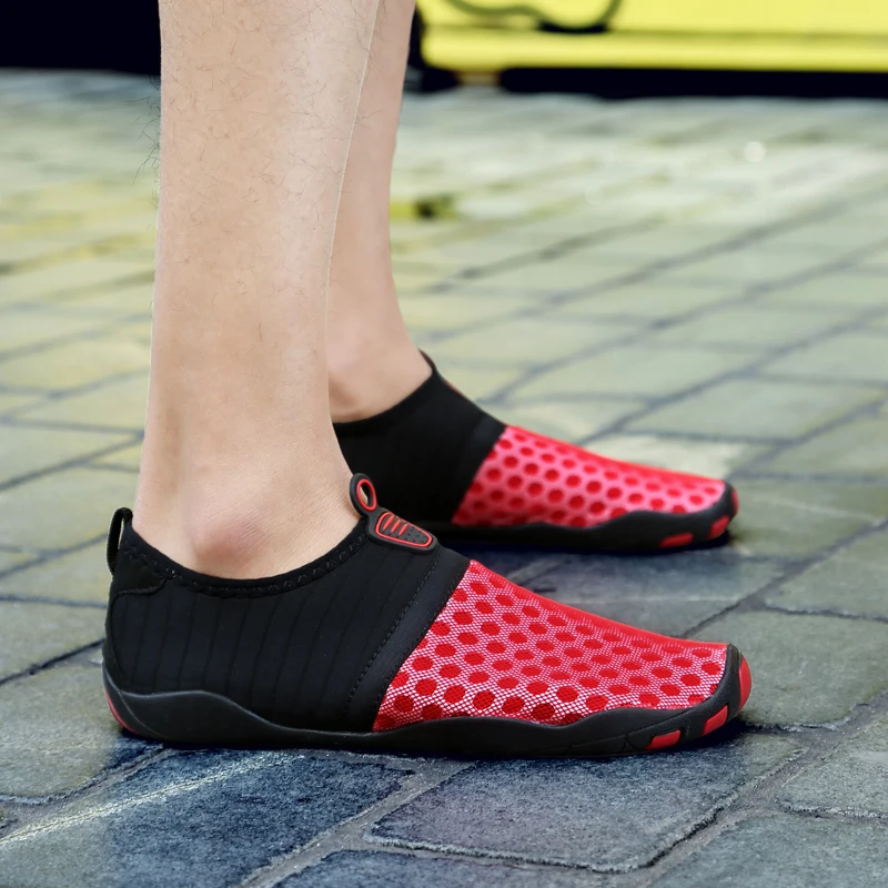 

Men Women Water Shoes Summer Non-Slip Sea Underwater Aqua Socks For Swimming Sea Surfing Sandals Unisex Snorkeling Wading Shoe