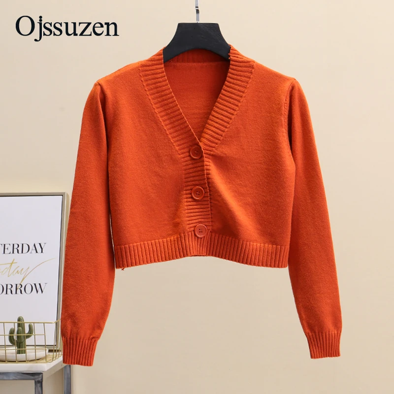 Женский короткий кардиган с пуговицами черно белый свитер v образным вырезом и