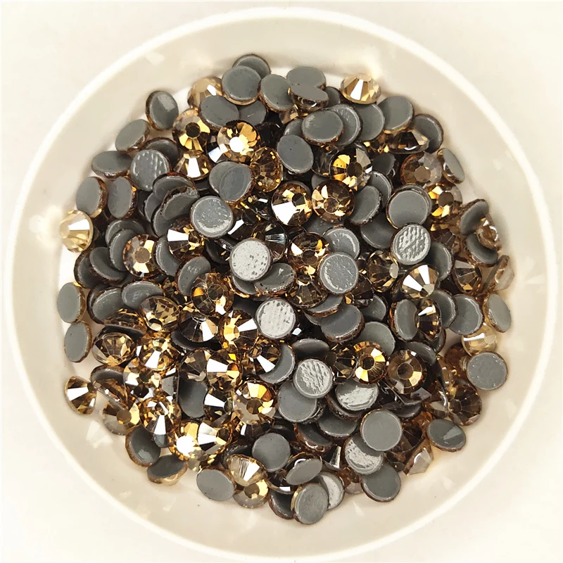 Стразы высшего качества из розового золота с горячей фиксацией суперблестящие