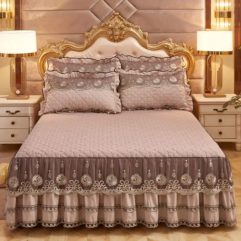 

European Luxury Bedspreads and 2PCS Pillowcase Thick Cotton Bed Skirt with Lace Edge Twin Queen King Size Bedding Set Non-slip