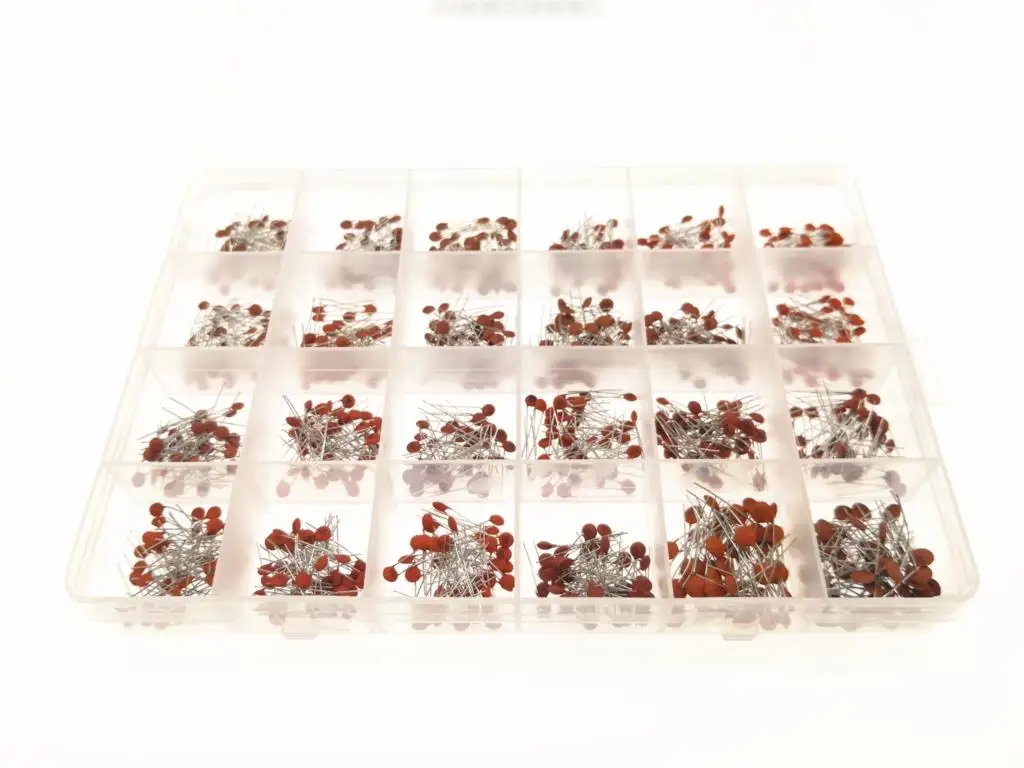 

960Pcs/lot Ceramic capacitor Assortment Kit 2PF-0.1UF 50V Ceramic capacitors set 24value*40pcs diy Electronic capacitors 20%