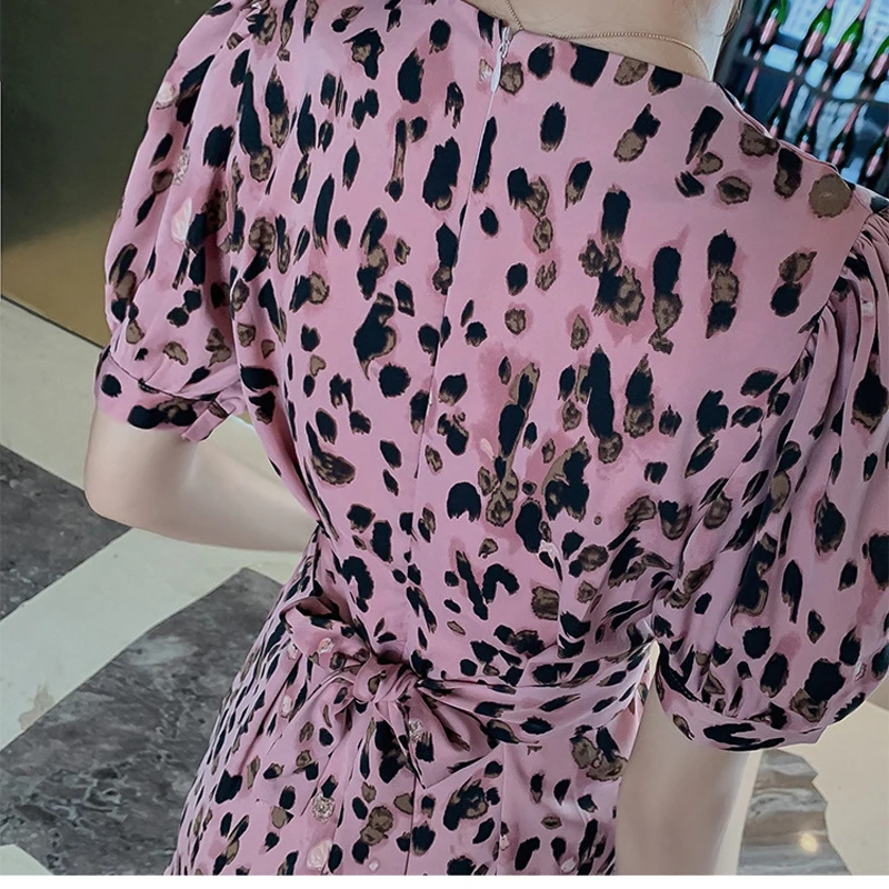 

Woman Dress 2021 Short Sleeve Vintage Floral Print Dress Women Summer Cut Out Back Sexy Side Slit Elegant Midi Dress Vestidos