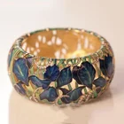 Кольцо женское эмалированное, с цветком и листьями