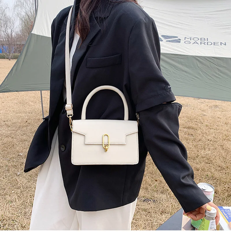 

Luxury brand travel ladies shoulder bag 2020 new solid color square bag clutch fashion casual shoulder bag 7MK