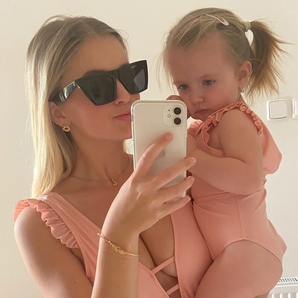 

New Mirror Fashion Brand Designer Cat Eye Women Sunglasses Female Black Lady Sun Glasses Small Oculos Feminino De Sol