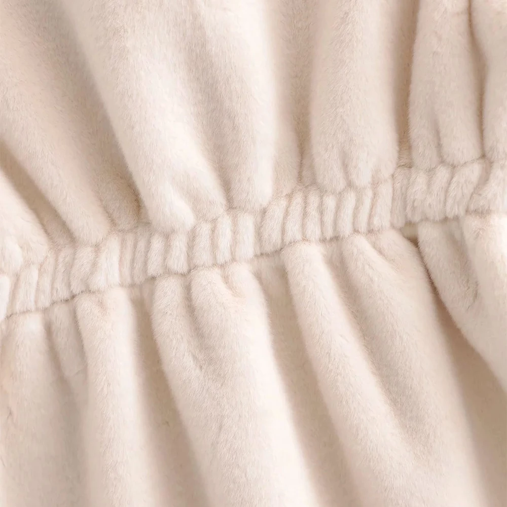 

2020 Fall Winter New Women's Faux Rabbit Fur Vest Casual Fashion Elegant Sleeveless Vest Women Outfits