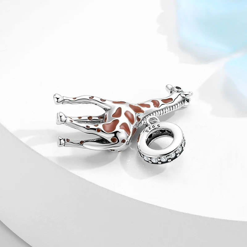 Женский браслет из серебра 925 пробы с искусственными бусинами | Украшения и