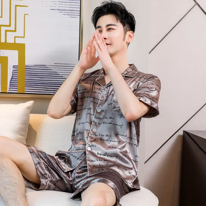 

Summer Men Ice Silk Short Sleeved Shorts Suit Loose-Fit Cardigan Large Size English Thin Fall Asleep Clothing Pajamas